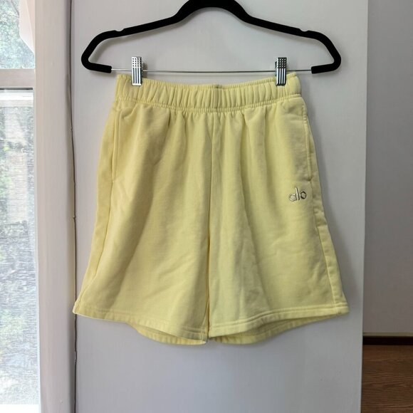 Alo Accolade Shorts Sweats in Light Yellow Buttercup Size XS - Picture 7 of 10